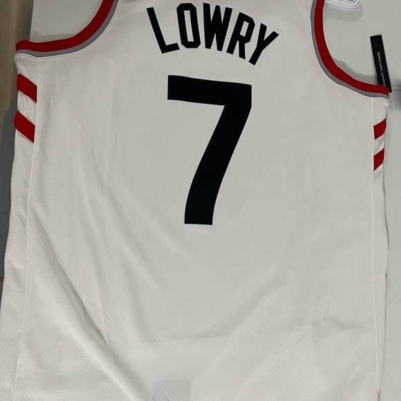 Brand new Kyle Lowry Nike Jersey M 44 - Picture 3 of 8